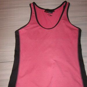 Arika Ladies Athletic Wear Top Size Small. $5.00 AS AN ADD ON